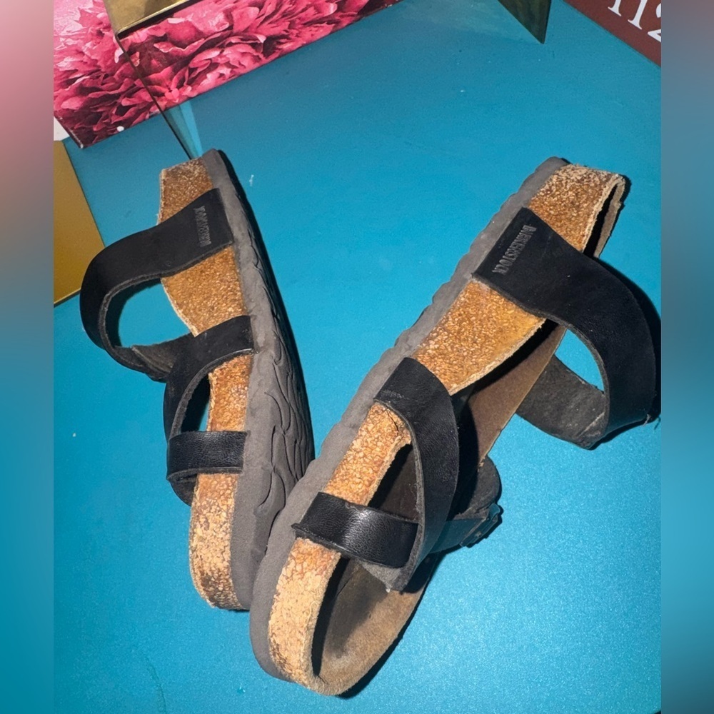 Woman’s sandals - Picture 9 of 9